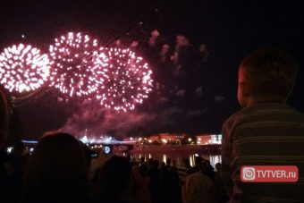 День города Твери завершился семиминутным фейерверком