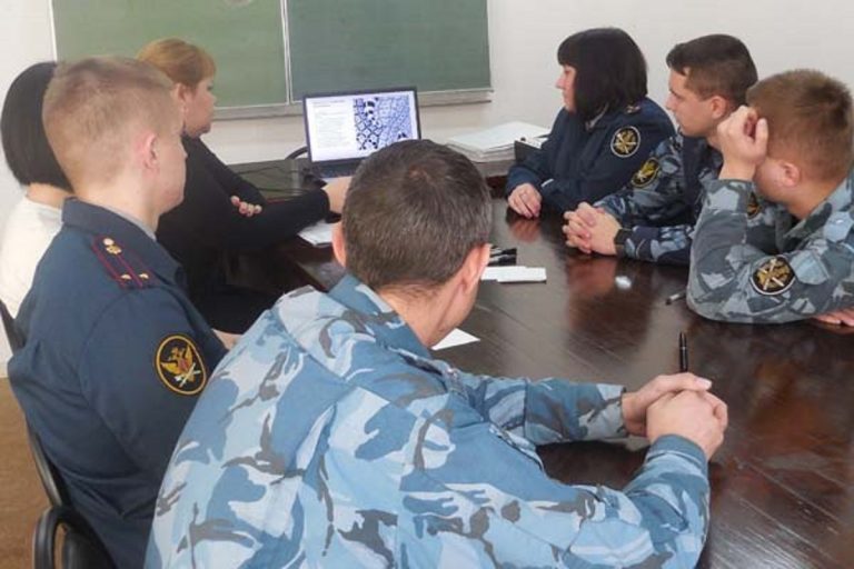Работников исправительной колонии в Тверской области учат медитировать
