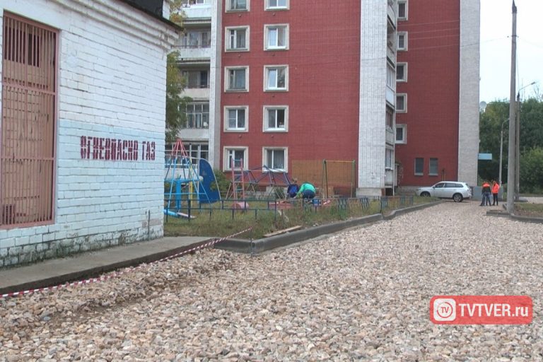 Долгожданный финиш: в Московском районе Твери почти закончили прошлогодний ремонт дворов