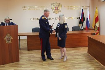 С Днём рождения ведомства тверских следователей поздравил глава управления по Тюменской области