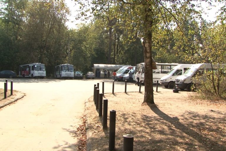 Маршрутные такси создают опасность для воспитанников детского сада в Мигалово 