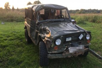Под Тверью 4-летняя девочка пострадала в перевернувшемся по вине пьяного водителя УАЗе