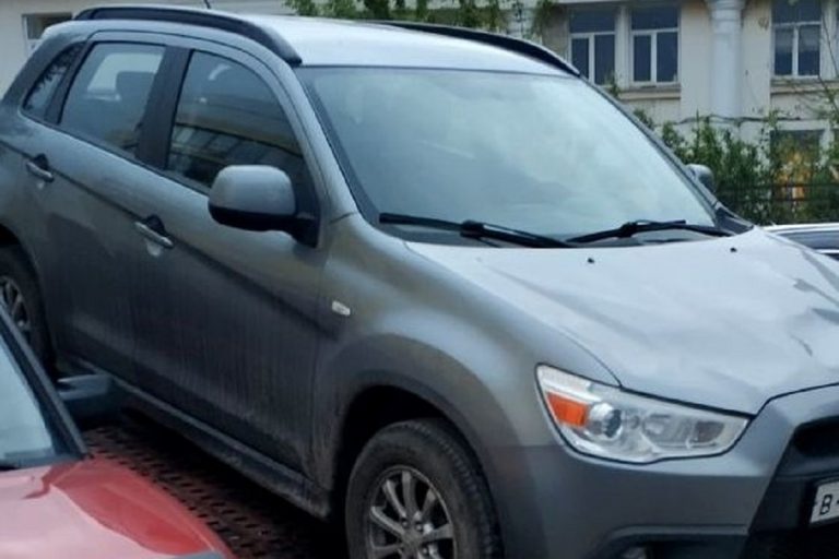 Злостный неплательщик алиментов в Тверской области лишился автомобиля