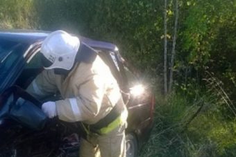 В Калязине столкнулись два автомобиля - виновник погиб