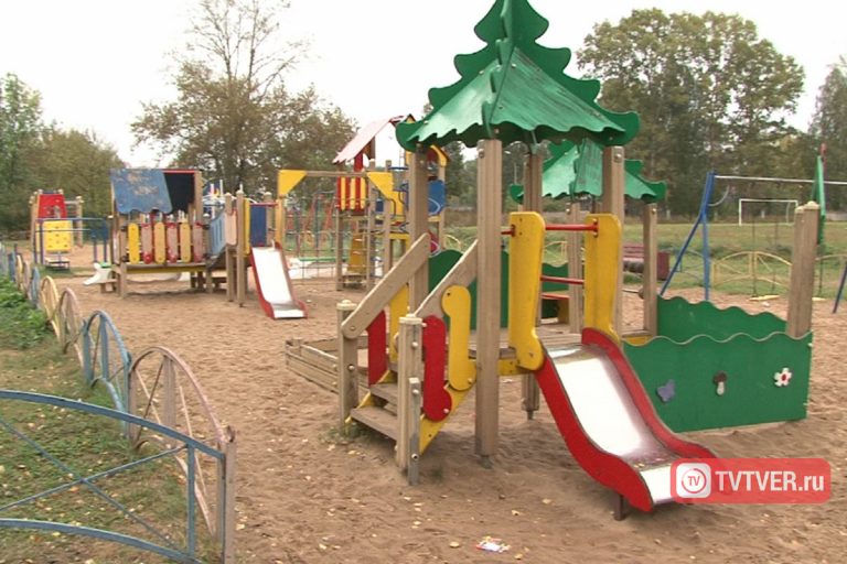 Пряжкой по лицу: стали известны детали избиения ребенка в Твери