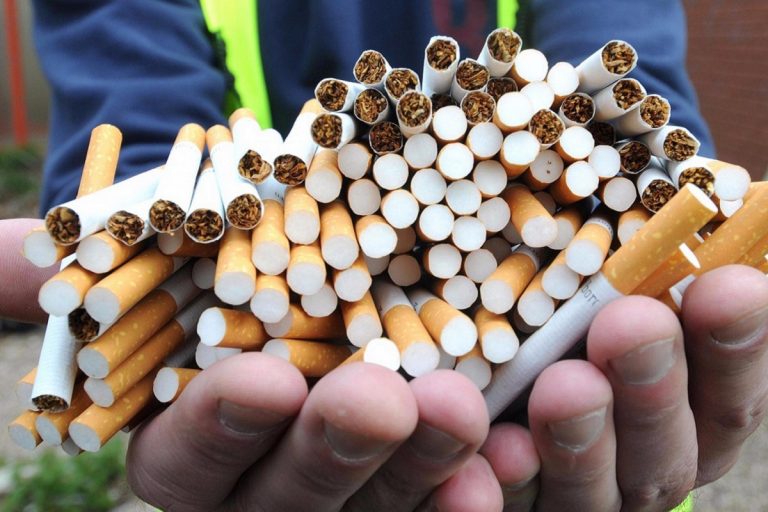 Поддельные сигареты стоимостью более миллиона рублей нашли на складе в Твери