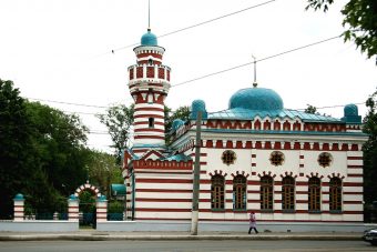 Конфликт, закончившийся перестрелкой, произошёл у мечети в Твери