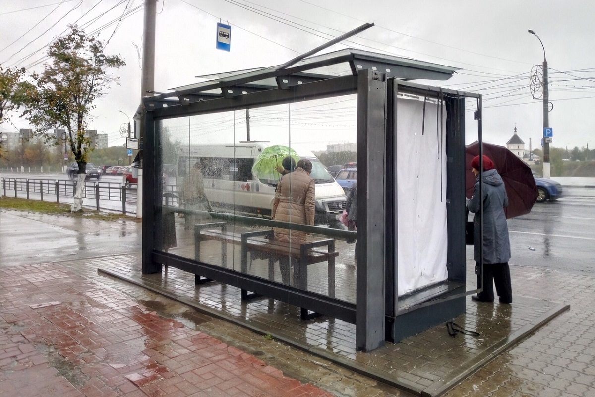 Новые остановки в Твери не спасают ни от дождя, ни от ветра