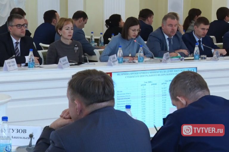 В правительстве Тверской области вновь подумывают об увеличении налога на дорогие авто