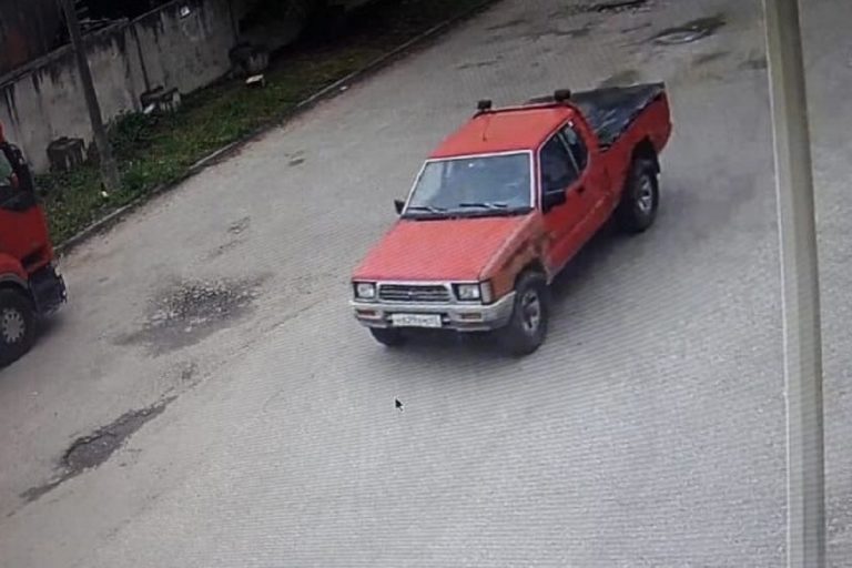 Угон автомобиля в Твери запечатлела камера видеонаблюдения