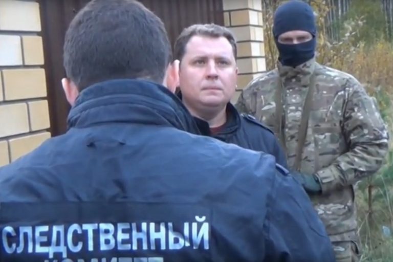 В Твери ФСБ, СОБР и полиция задержали сотрудников клиники Тверского медуниверситета, подозреваемых в крупных хищениях