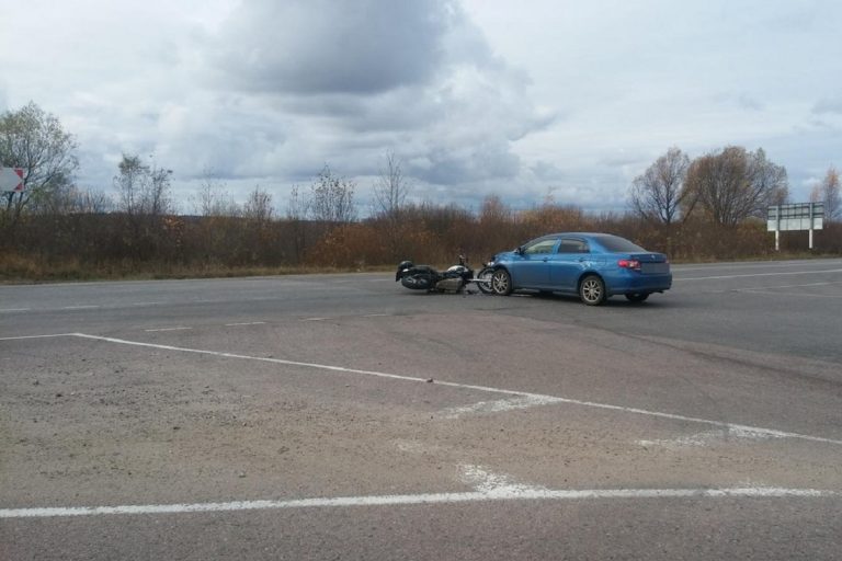 В Тверской области в ДТП пострадал мотоциклист