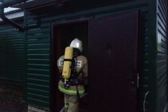 В Погорелом Городище Тверской области загорелся магазин