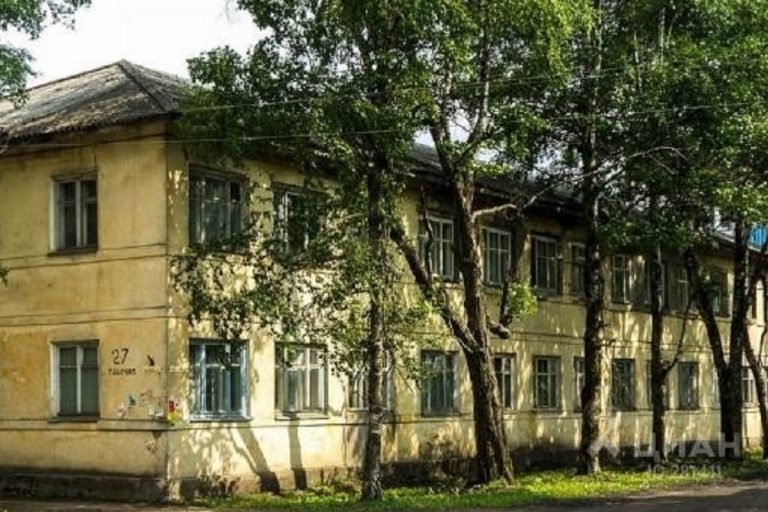 В Тверской области продают общежитие вместе с людьми