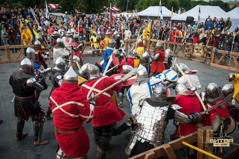 Команда из Твери выступит на международном первенстве по средневековым боям