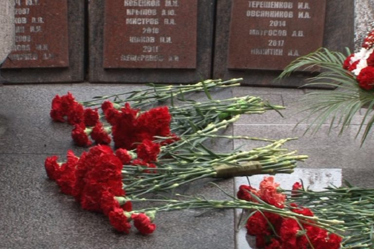 В Твери почтили память сотрудников МВД, погибших при исполнении