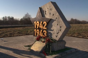 На месте будущего мемориала под Ржевом установили закладной камень