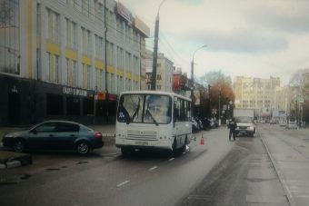 В Твери в ДТП с маршруткой пострадала пассажирка