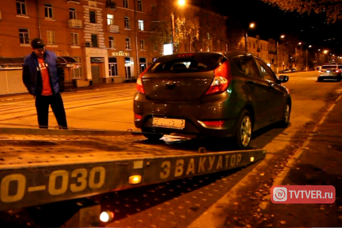 В Твери пьяный десантник пытался взять на себя вину жены, севшей за руль нетрезвой