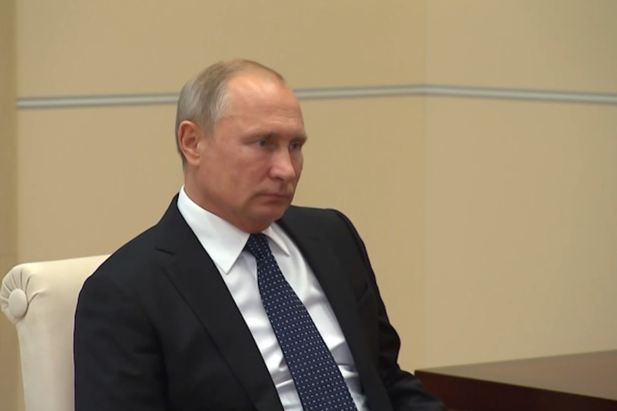 Владимир Путин провел рабочую встречу с губернатором Игорем Руденей