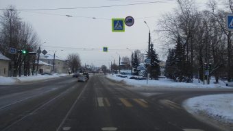 В Твери на пешеходном переходе легковушка сбила 50-летнюю женщину