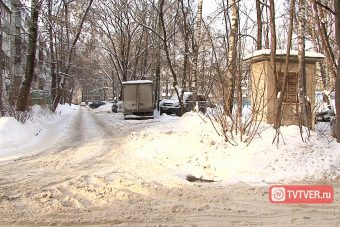 Госжилинспекция Тверской области: чистить снег и удалять сосульки нужно вовремя