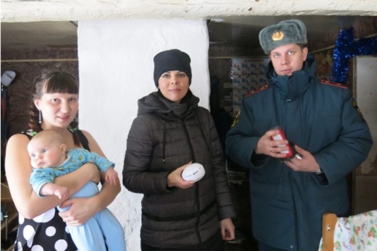 Погода в калашниково лихославльского. Лихославль. МЧС Лихославль. Многодетные семьи Торжок. Сотрудники МЧС Лихославль Тверской.