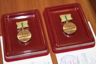 В Твери вручили памятные знаки жителям блокадного Ленинграда