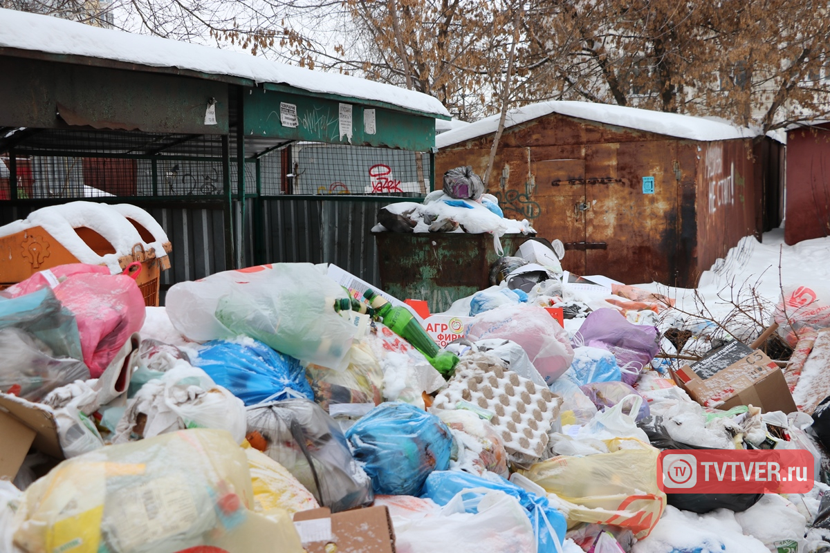 В Тверской области коммунальщиков наказали за несвоевременный вывоз мусора
