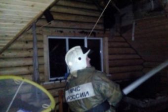 На пожаре в Твери 43-летний мужчина отравился угарным газом