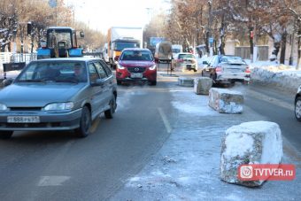 Петербургское шоссе в Твери встало в пробке