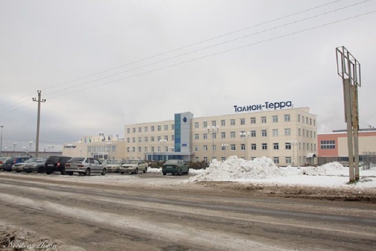 Водитель погрузчика в Тверской области осужден за то, что задавил коллегу по работе