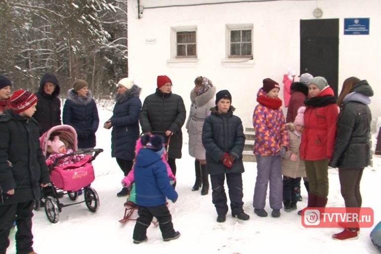 В поселке под Тверью закрыли единственную школу