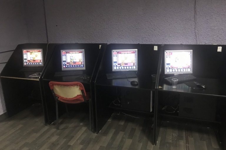 В Тверской области полиция накрыла нелегальный игровой клуб