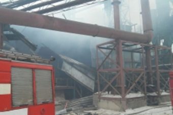 В Тверской области горел мебельно-деревообрабатывающий комбинат