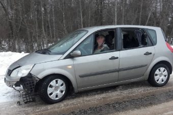 Житель Тверской области уснул с другом в разбитой машине