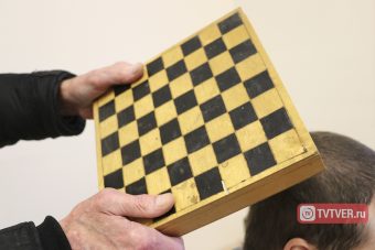 В Тверской области гражданин лишил приятеля трудоспособности шахматной доской
