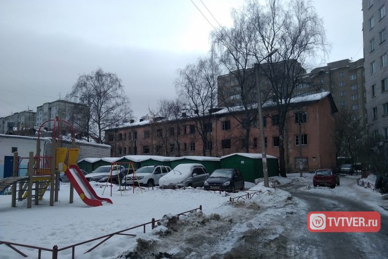 В Твери снесут убежище бомжей и наркоманов на Малой Самаре
