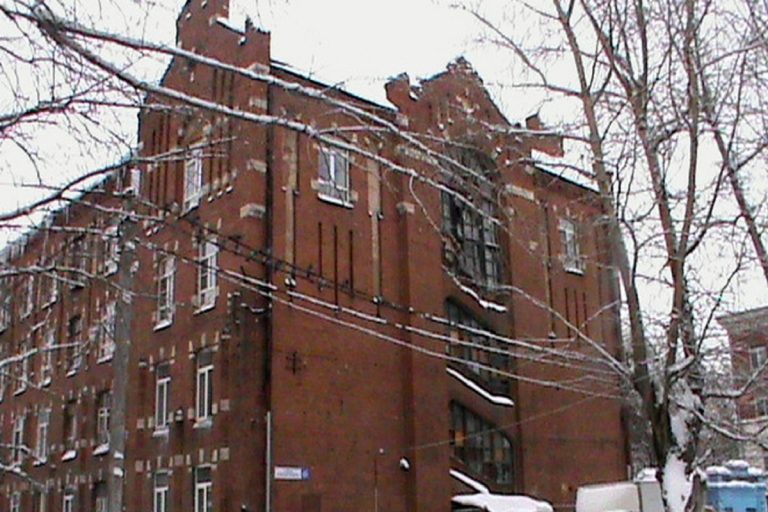 В Твери Следственный комитет проводит проверку по сообщению о разрушающейся многоэтажке