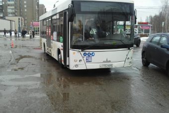 В Твери автобус сбил девушку-пешехода
