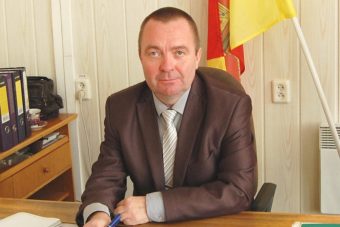 В Тверской области суд отстранил от должности главу администрации района и обязал СКР платить ему пособие