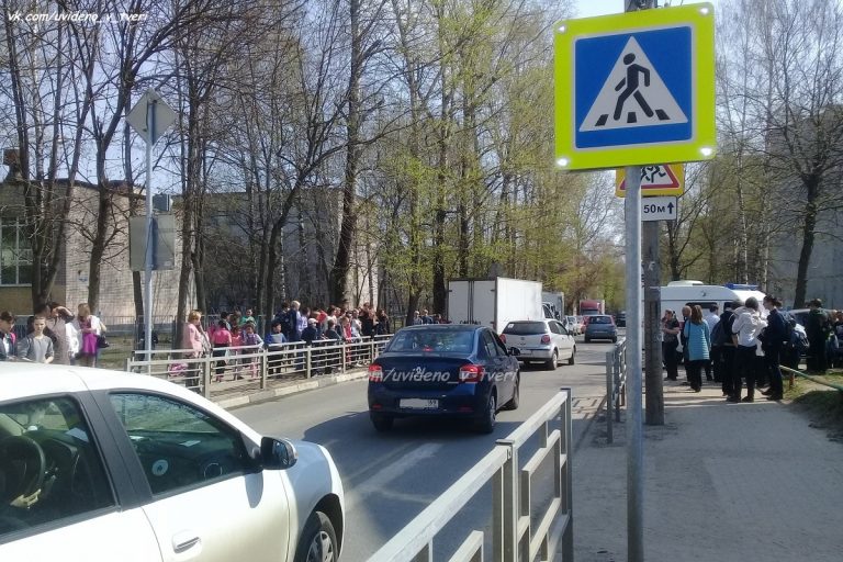 В Твери столкнулись два автомобиля. Пострадал ребенок