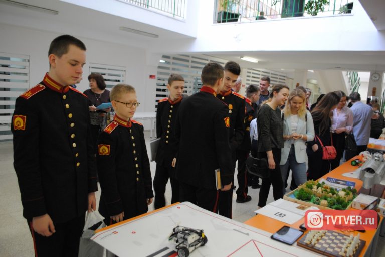 В Твери 256 школьников и суворовцев защитили свои исследовательские работы и сделали «Шаг в будущее»