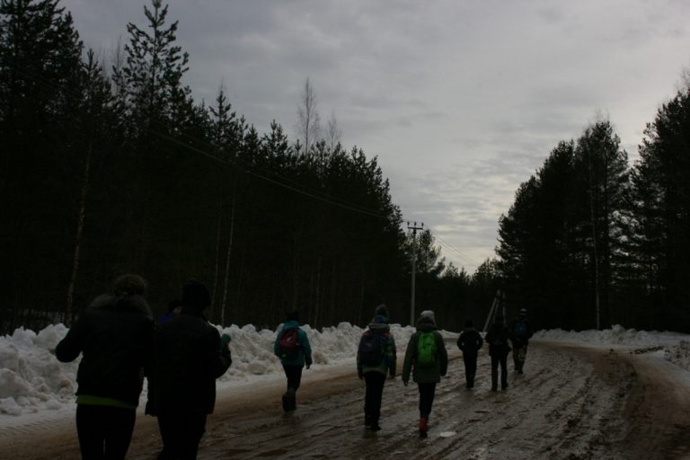 В Тверской области дети прошли 50 км и ночевали в холодном лесу