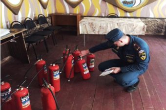 В Тверской области сотрудники МЧС проверяют оздоровительные лагеря в преддверии летнего отдыха детей