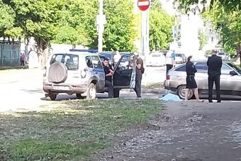 В Твери возле больницы нашли труп мужчины