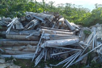 В Тверской области обнаружили свалку тысяч ламп, содержащих ртуть