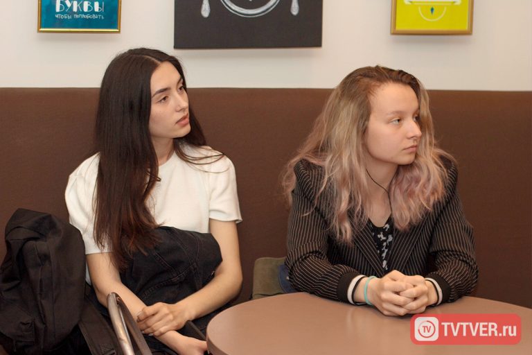 Студенты слушают лекцию по SMM от Targbox SMM