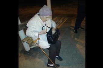Волонтеры поискового отряда спасли потерявшуюся в Твери бабушку