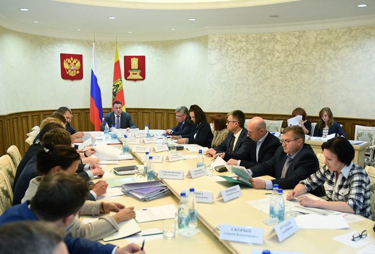 Правительство Тверской области будет поощрять молодежные инициативы